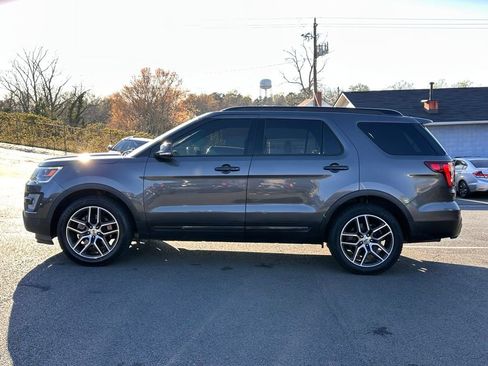 Used 2016 Ford Explorer Sport w/ Equipment Group 401A AWD/4WD image 3