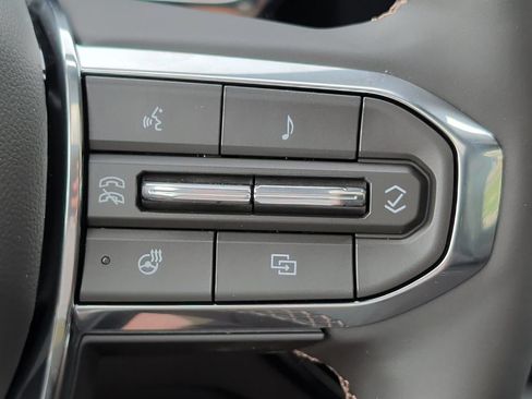 New 2026 GMC Canyon Denali AWD/4WD image 17