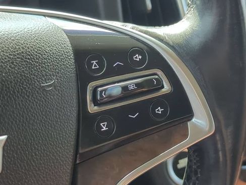 Used 2017 Cadillac Escalade Luxury AWD/4WD image 14