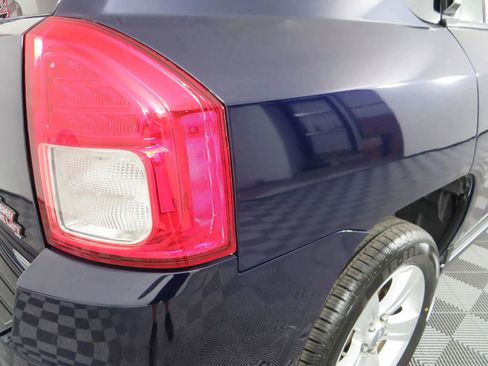 Used 2013 Jeep Compass Latitude w/ Sun/Sound Group image 28