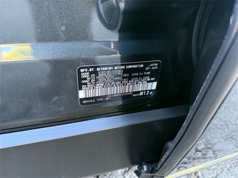 New 2025 Mitsubishi Outlander SEL image 36