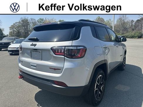 Used 2024 Jeep Compass Trailhawk AWD/4WD image 5