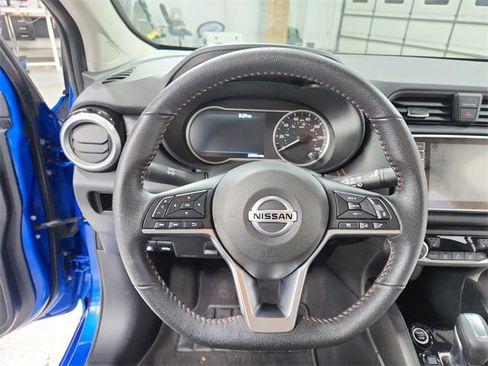 Used 2022 Nissan Versa SR w/ Convenience Package image 21