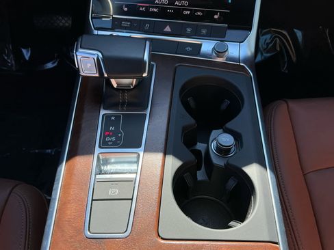 Used 2022 Audi A6 Premium Plus image 16