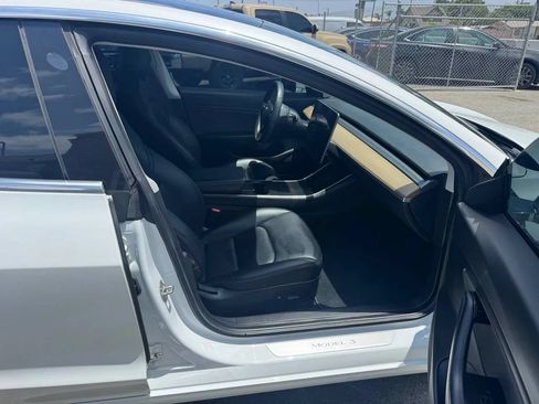 Used 2018 Tesla Model 3 Long Range AWD/4WD image 20