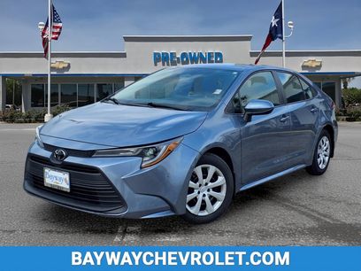 Used 2025 Toyota Corolla LE