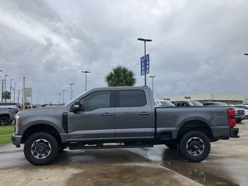Used 2023 Ford F250 Lariat w/ Lariat Ultimate Package AWD/4WD image 4
