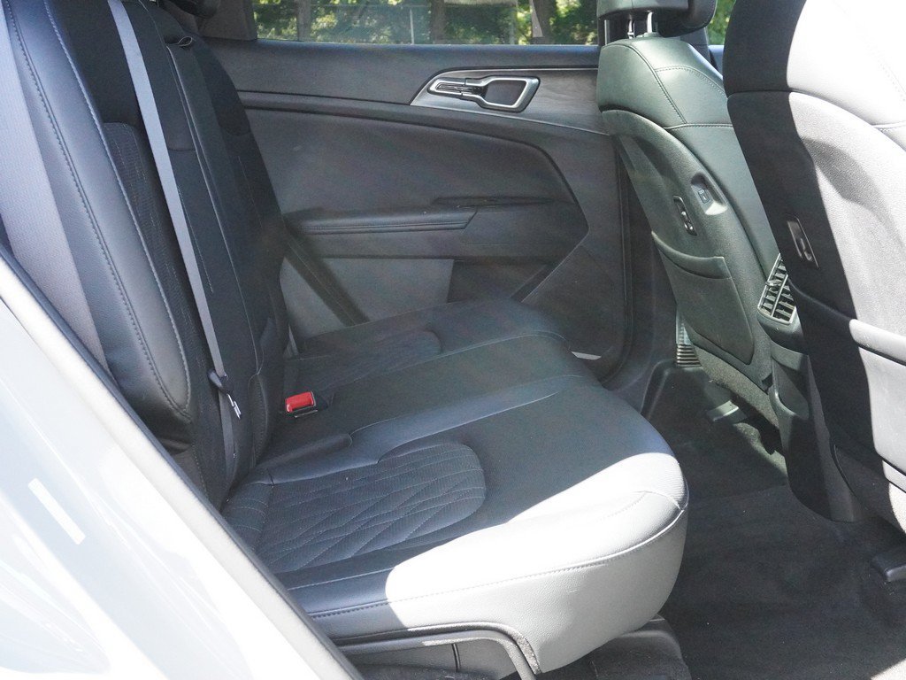 Used 2023 Kia Sportage X-Line w/ X-Line Premium Package AWD/4WD image 34