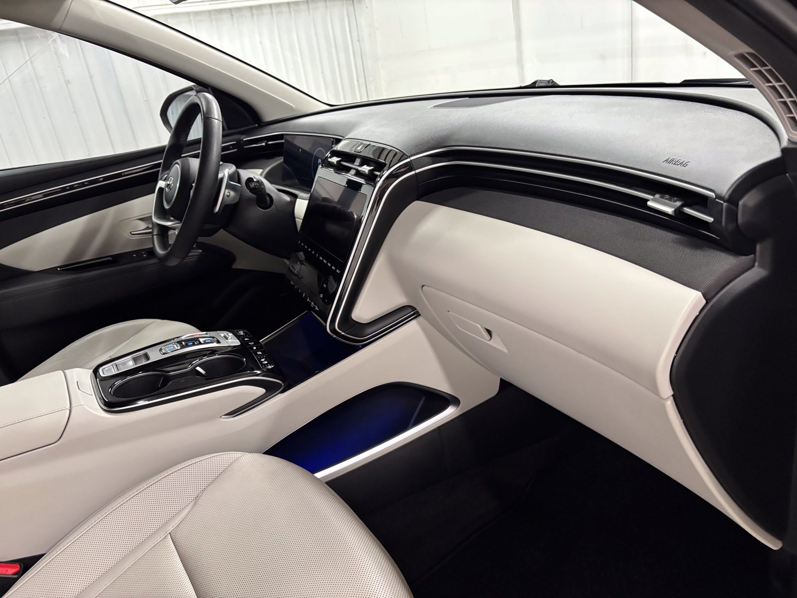 Certified 2023 Hyundai Tucson Limited FWD image 16