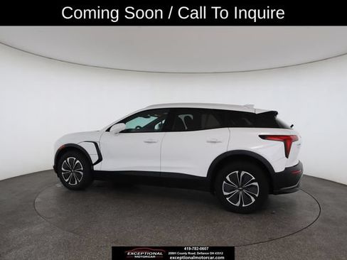 Used 2024 Chevrolet Blazer EV LT AWD/4WD image 9