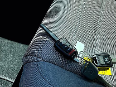 Used 2019 Honda CR-V LX image 9