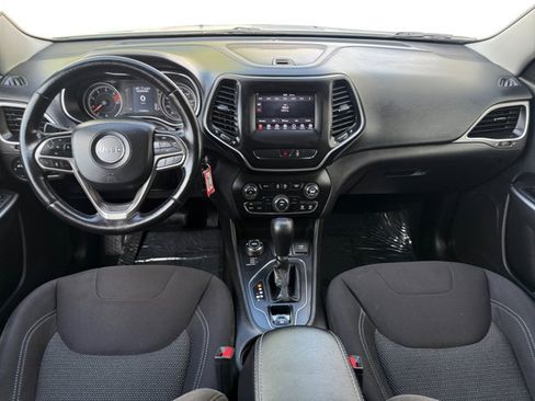 Used 2020 Jeep Cherokee Latitude w/ Cold Weather Group AWD/4WD image 13