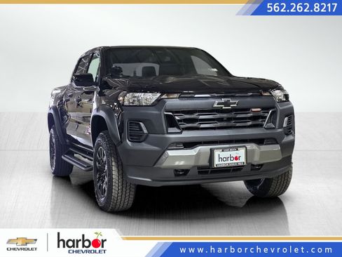 New 2026 Chevrolet Colorado Trail Boss AWD/4WD image 1