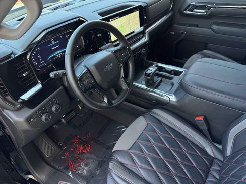 Used 2025 Chevrolet Silverado 1500 RST w/ Redline Edition AWD/4WD image 15