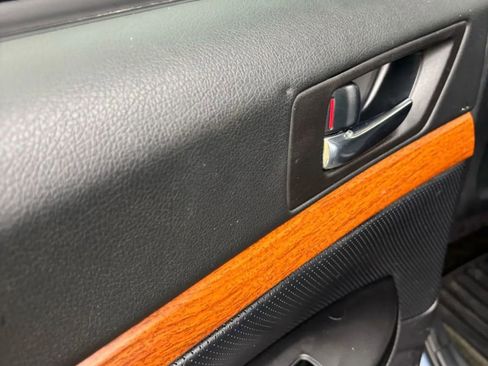 Used 2013 Subaru Outback 2.5i Limited w/ Moonroof Pkg image 40