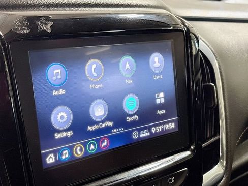 Used 2020 Chevrolet Traverse LT w/ LT Premium Package AWD/4WD image 16