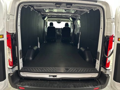 Used 2024 Ford Transit 250 Low Roof w/ Load Area Protection Package RWD image 11