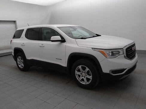 Used 2017 GMC Acadia SLE image 11