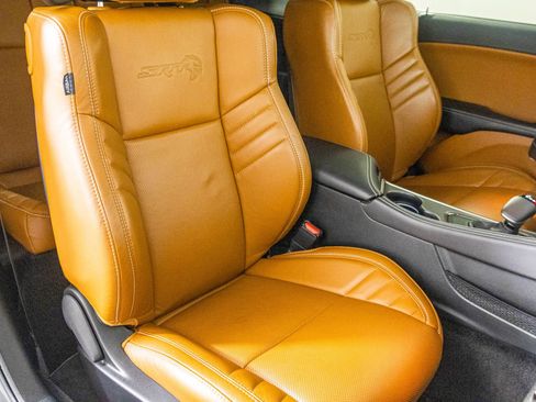 Used 2019 Dodge Challenger SRT Hellcat w/ Laguna Leather Package image 35