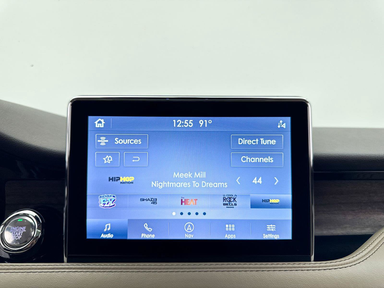 Used 2020 Lincoln Corsair Reserve AWD/4WD image 6