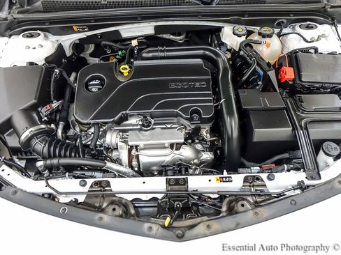 Used 2025 Chevrolet Malibu LT w/ Redline Edition FWD image 34