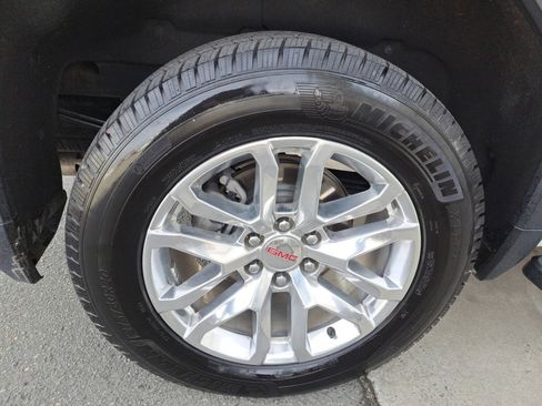 Used 2020 GMC Sierra 1500 SLT w/ SLT Premium Plus Package image 18