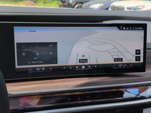 Used 2026 BMW i7 xDrive60 w/ Executive Package AWD/4WD image 31