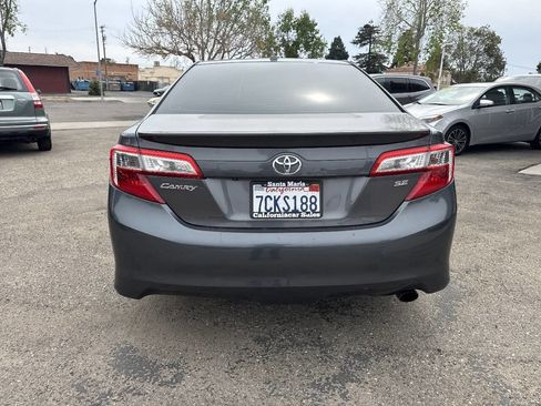 Used 2013 Toyota Camry SE w/ Convenience Pkg image 8