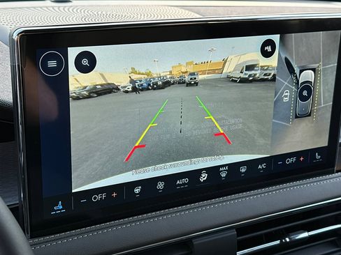 New 2025 Lincoln Corsair Premiere w/ Equipment Group 101A image 19