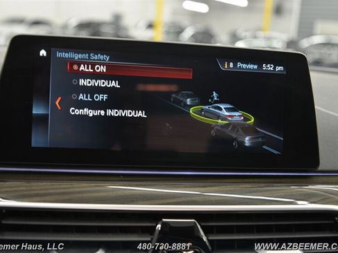 Used 2018 BMW 530e iPerformance image 33