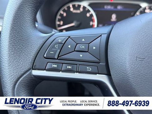 Used 2025 Nissan Altima 2.5 SV FWD image 20