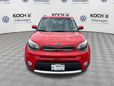 Used 2018 Kia Soul + FWD image 2