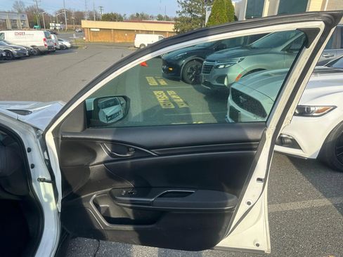 Used 2017 Honda Civic LX image 27