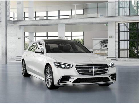 Certified 2022 Mercedes-Benz S 500 4MATIC w/ AMG Line Package image 21