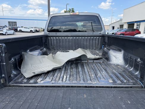 Used 2015 Ford F250 XLT w/ XLT Value Package RWD image 28