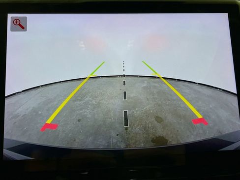 Used 2023 Jeep Grand Cherokee Limited image 19