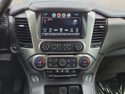 Used 2019 Chevrolet Tahoe LT w/ Luxury Package AWD/4WD image 32