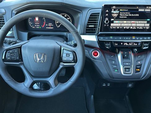 Used 2026 Honda Odyssey Sport-L image 17