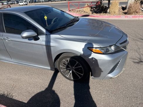 Used 2018 Toyota Camry L image 39