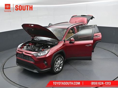 Used 2020 Toyota RAV4 Limited w/ Limited Grade Weather Package image 55