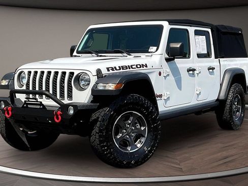 Used 2020 Jeep Gladiator Rubicon w/ Trailer Tow Package AWD/4WD image 3