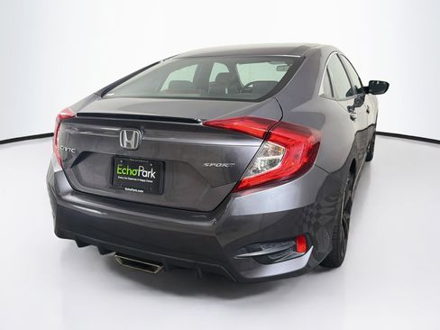 Used 2020 Honda Civic Sport image 9