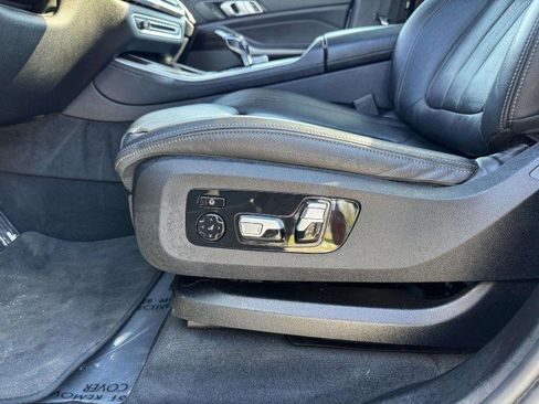 Used 2020 BMW X5 xDrive50i w/ Premium Package image 36