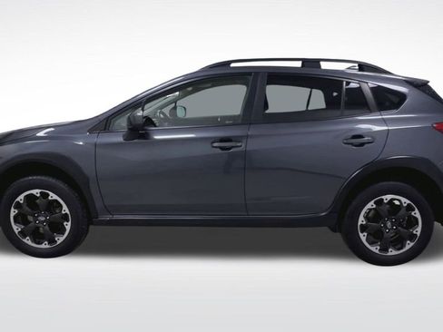 Used 2023 Subaru Crosstrek 2.0i Premium image 5