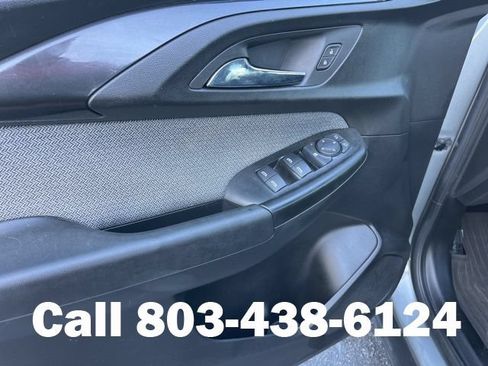 Used 2023 Chevrolet TrailBlazer LS w/ LPO, Blackout Package FWD image 8