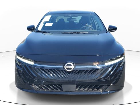 New 2026 Nissan Sentra SR image 2