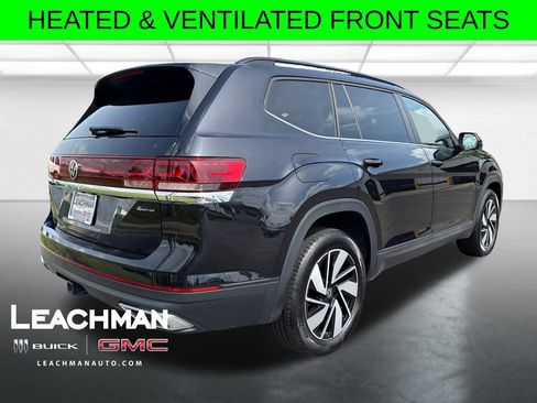 Used 2026 Volkswagen Atlas SE AWD/4WD image 3