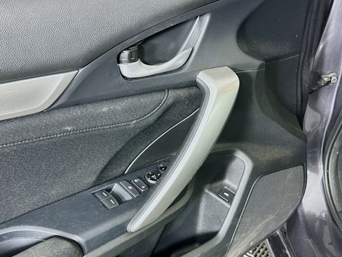 Used 2020 Honda Civic EX image 15