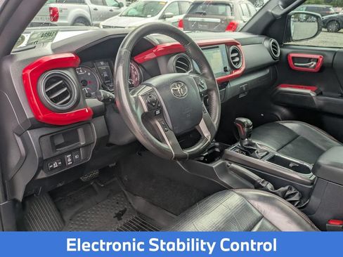 Used 2019 Toyota Tacoma TRD Pro AWD/4WD image 34