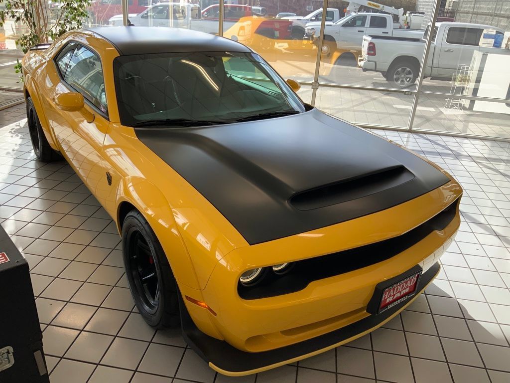 Used 2018 Dodge Challenger SRT Demon RWD image 3